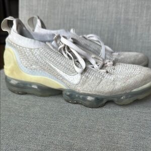 Nike Air VaporMax Flyknit Sneakers